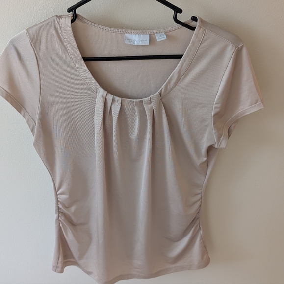 New York & Company Tops - New York & Company champagne color stretch short sleeve top. Size small